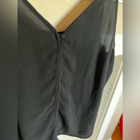 Tank - Picture 4 of 9